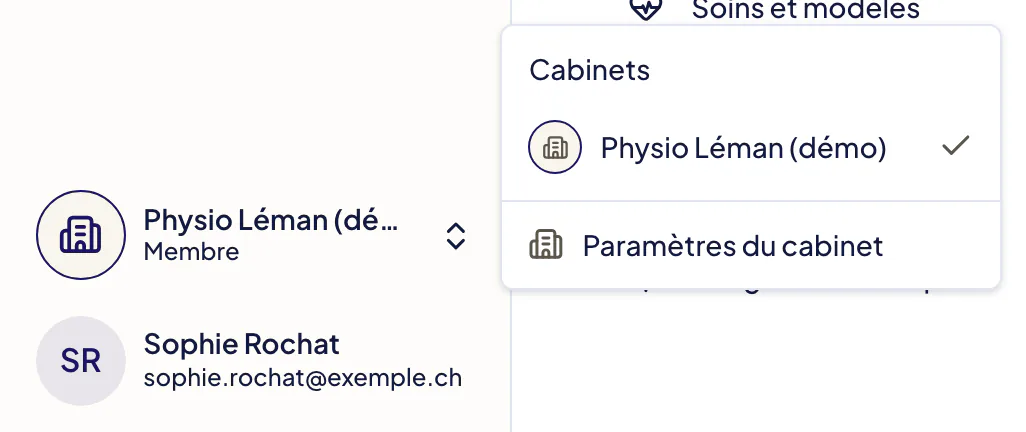 En bas du menu latéral, au-dessus du nom de l’utilisateur, le nom du cabinet ouvre un menu qui liste les Cabinets du compte puis, pour un administrateur, l’entrée « Paramètres du cabinet ».